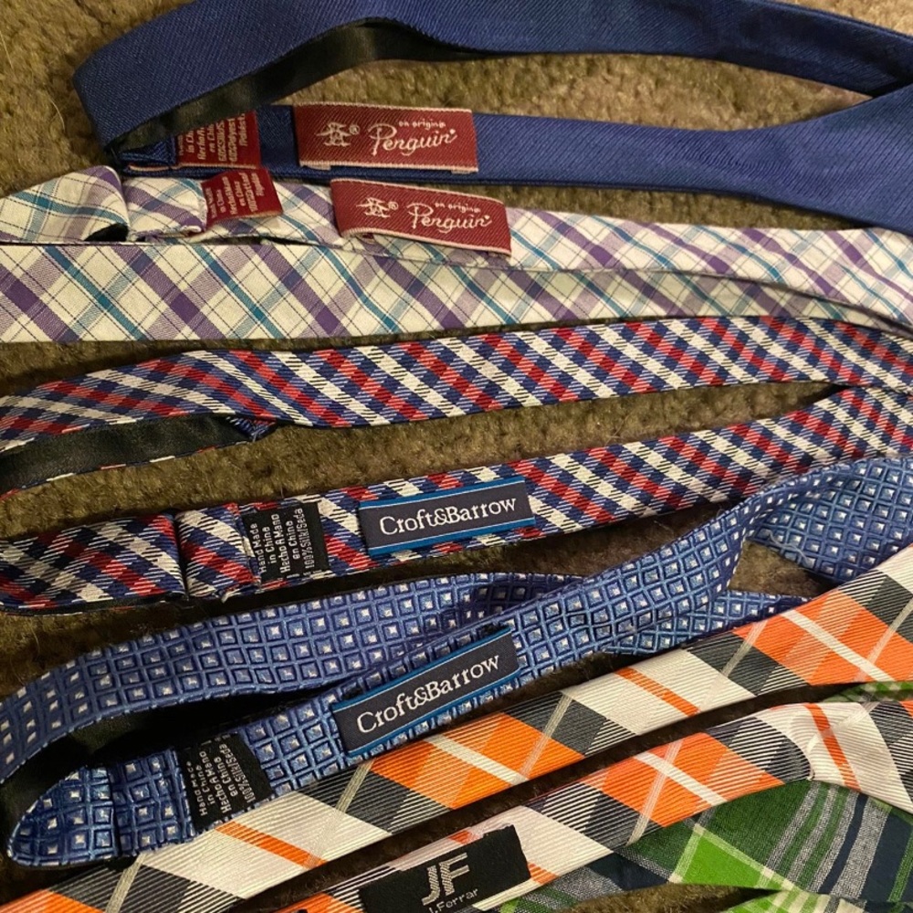 Six bow tie lot
